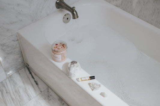 Benefits of Baths with Kaolin Clay & Sweet Almond Oil - Chasin' Unicorns