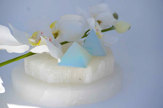 The Low Maintenance Way to Cleanse and Charge Your Crystals - Chasin' Unicorns