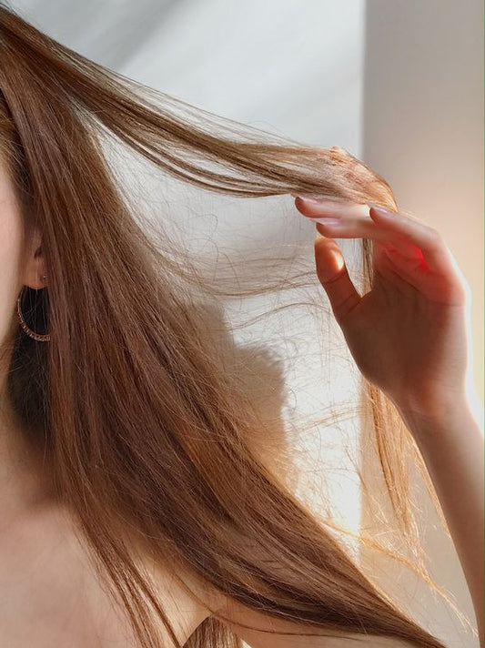 Why you must be oiling your sclap for Hair Growth