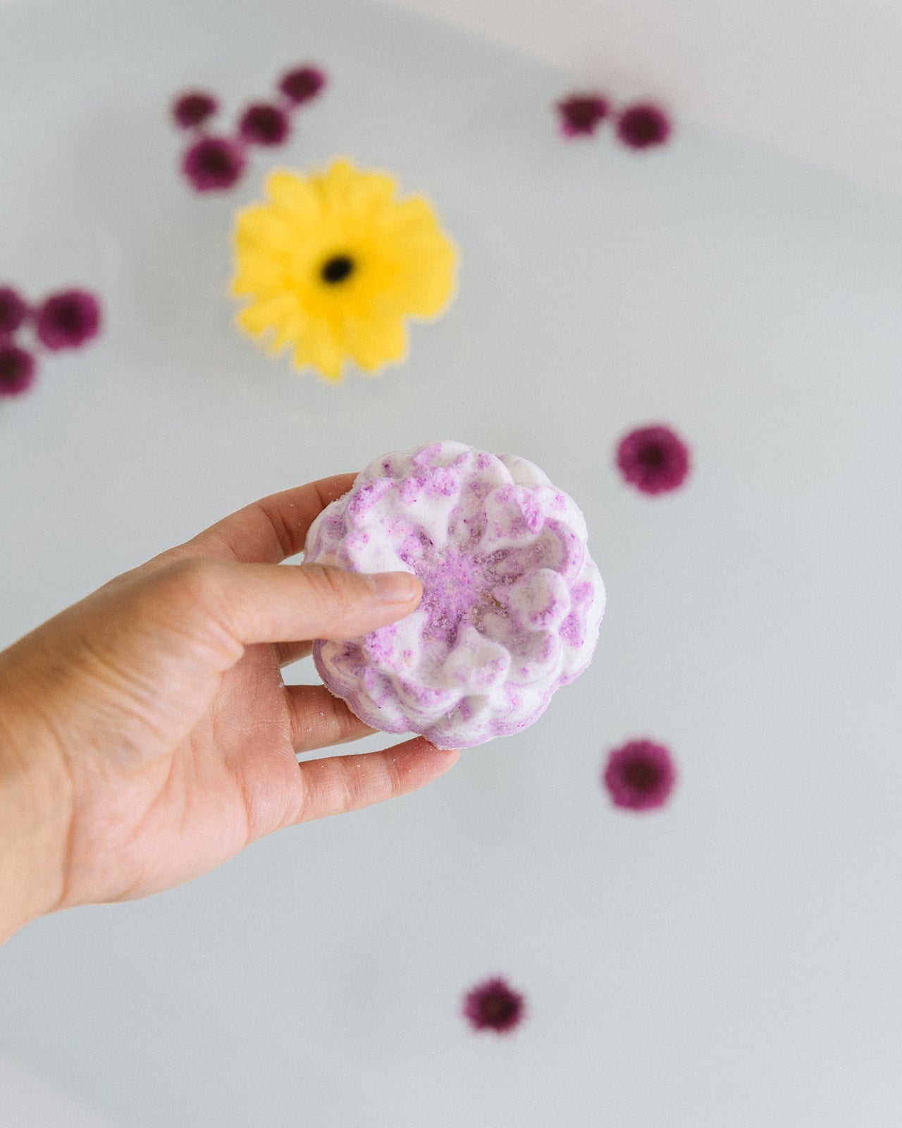 Flower Bomb Bath Bomb - Chasin' Unicorns